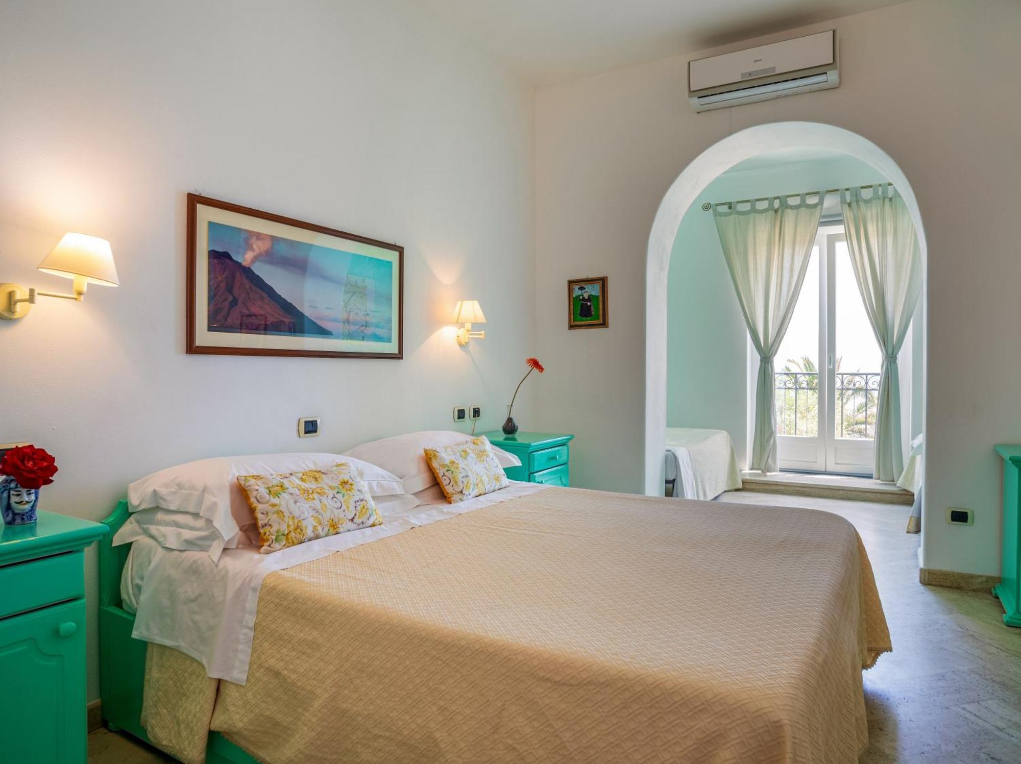 Hotel Ossidiana Stromboli Center Εξωτερικό φωτογραφία